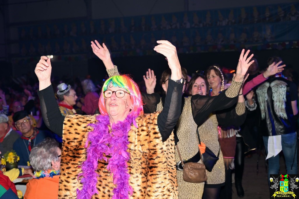 ../Images/Senioren carnaval 2024 506.jpg